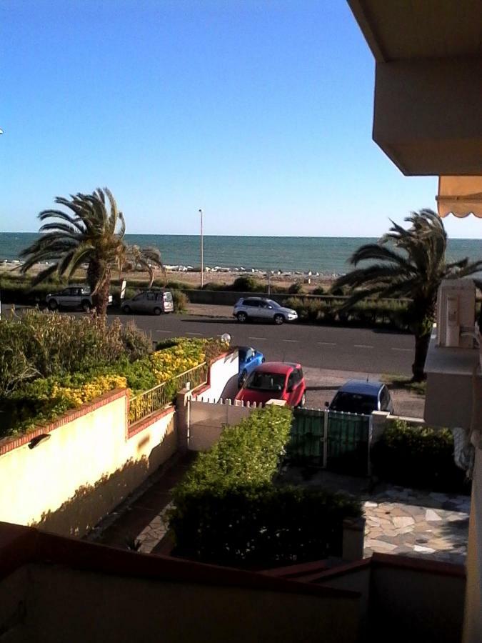 La Casa Del Mare Daire Carrara Dış mekan fotoğraf